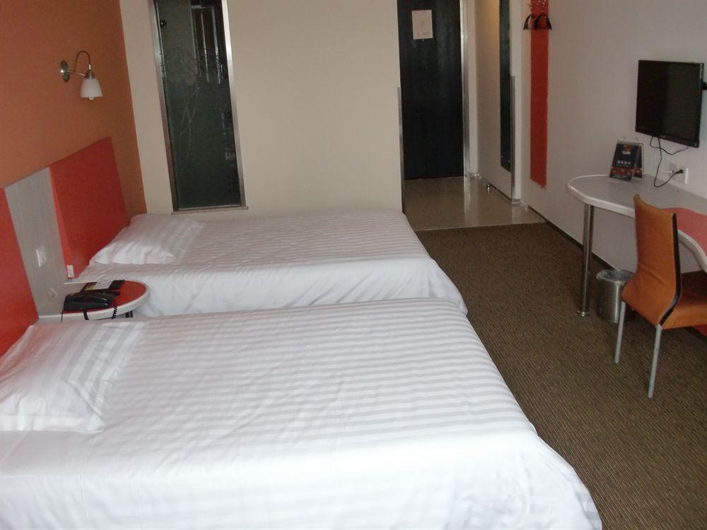 Hotel Motel 168 North Song Wei Road - Shanghai
