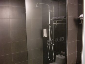 Motel 168 North Song Wei Road - Shanghai Hotel Shanghai